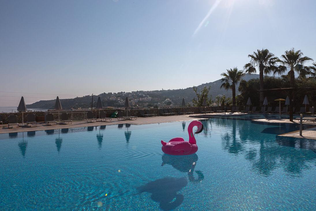 Langley Resort Almirida Bay Bagian luar foto