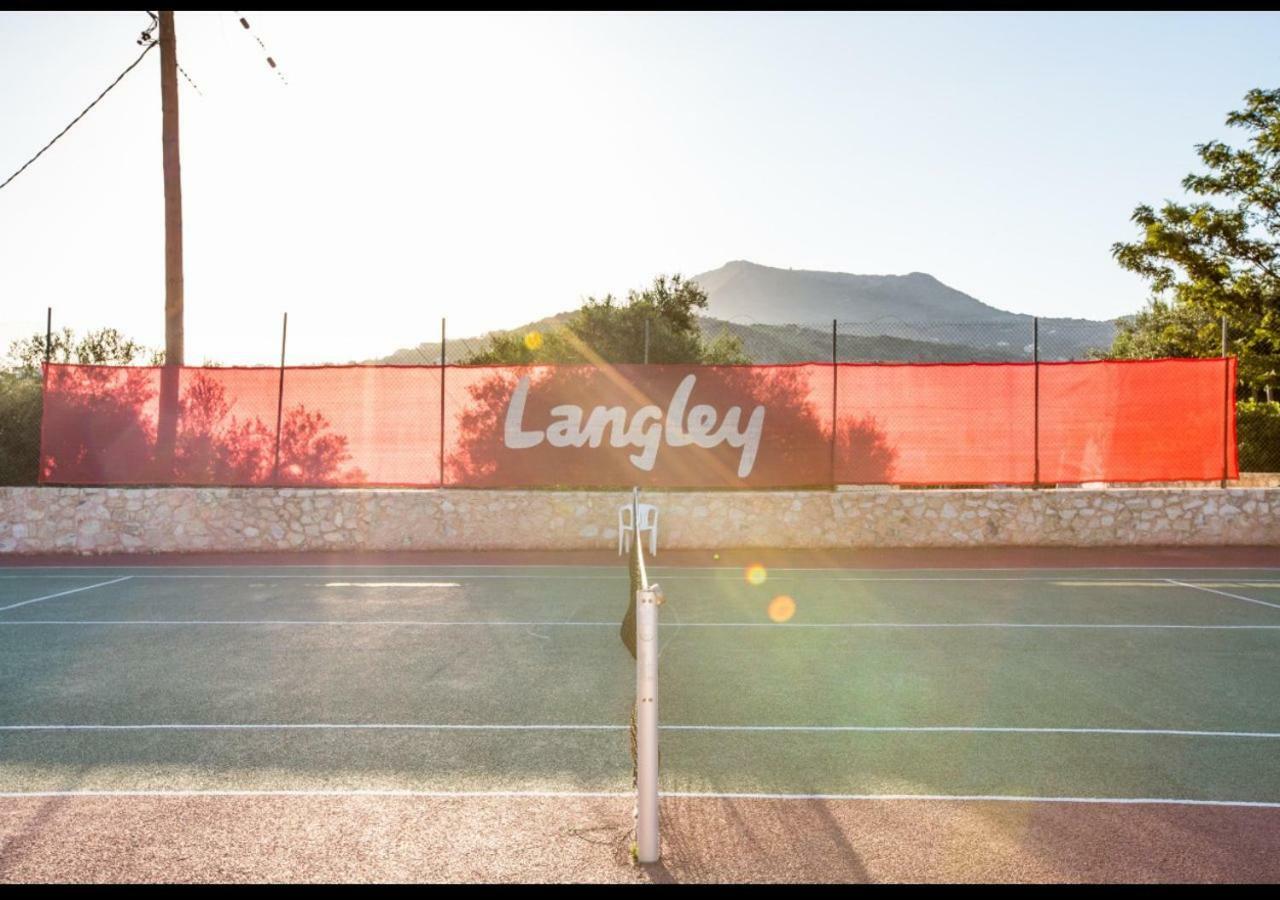 Langley Resort Almirida Bay Bagian luar foto